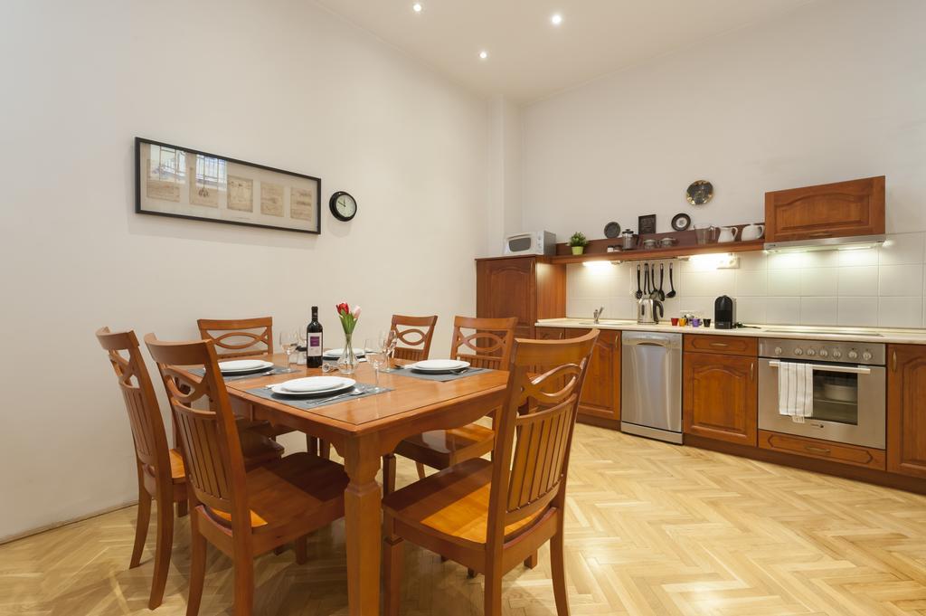 Liszt Ferenc Boutique Apartment Budapest Eksteriør billede